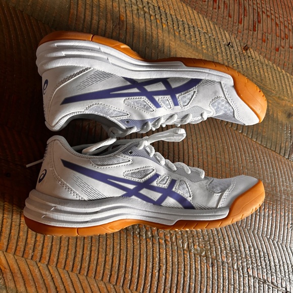 ASICS Upcourt 5 Womens, Size 8 - like NEW! - Picture 6 of 7
